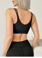 Signature Cut-Out Twist Active Top